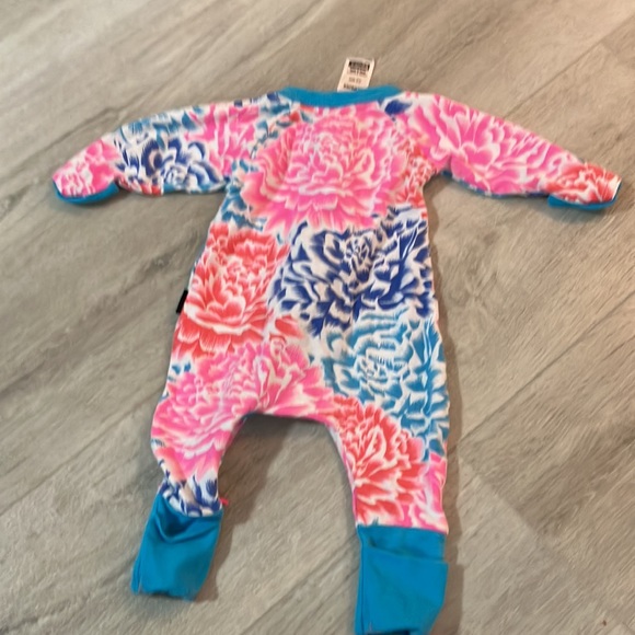 Bonds Newborn Wondersuit . Size 0000 . - Picture 4 of 5